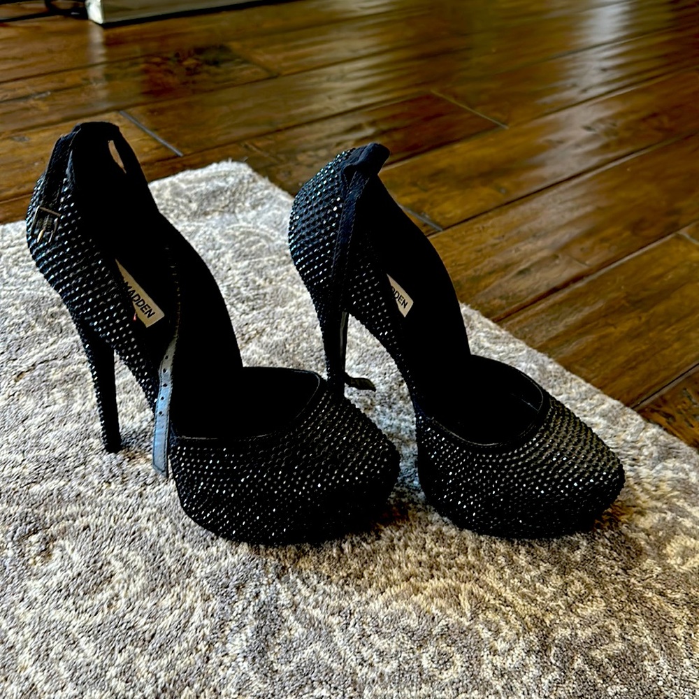 Steve Madden platform rhinestone heels size 9.5